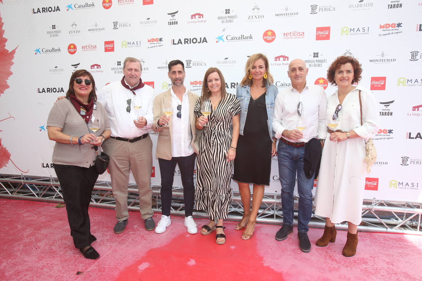 Merche Cerrolaza (comercial), José Luis Gobantes, Carmelo Cámara, Yolanda Bárcenas, Estrella Domínguez (Marketing de Nueva Rioja), José María Nieves y María Suberviola, de Zinio Bodegas.