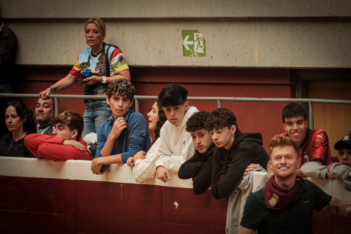 Emoción y risas en las vaquillas