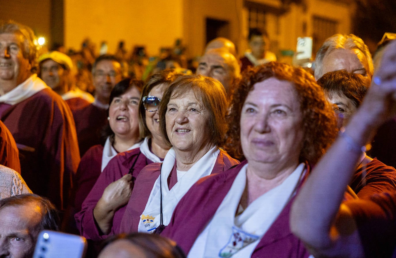 Leticia Sabater abarrota la peña La Rioja