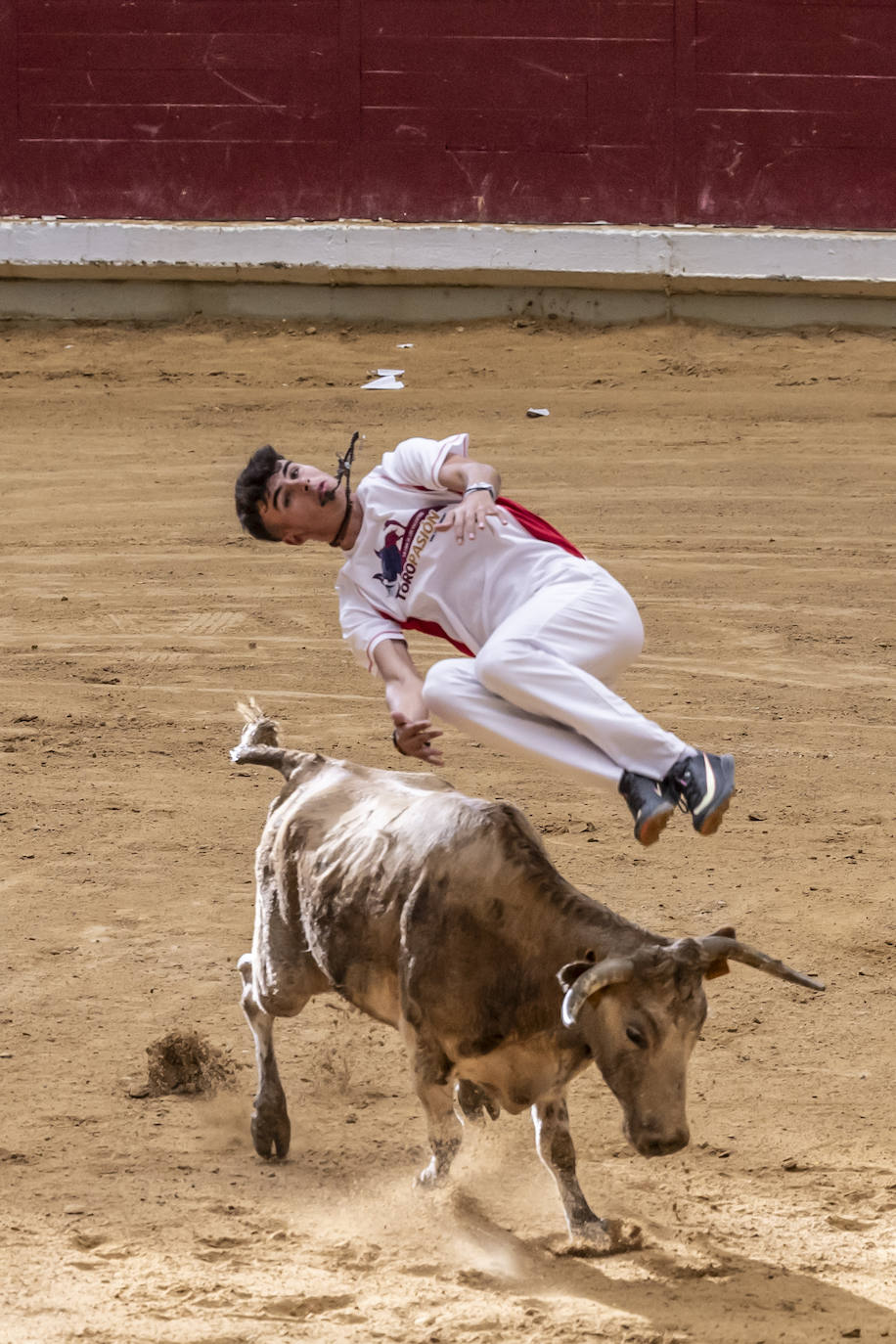 Éxito de público en La Ribera con los recortadores