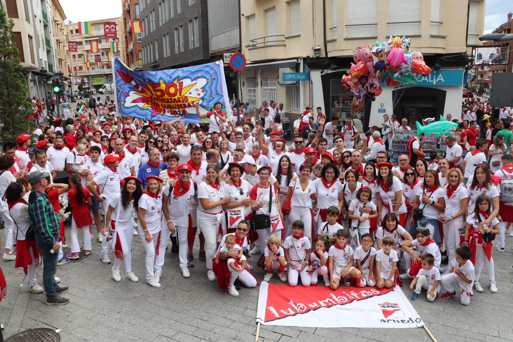 Comienzan las fiestas de Arnedo con el disparo de &#039;la bomba&#039;