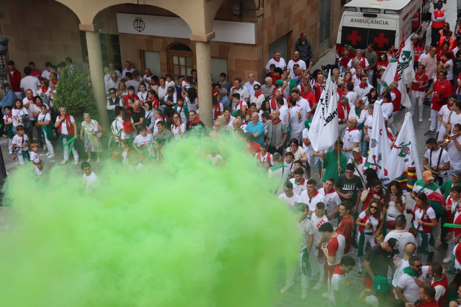 Comienzan las fiestas de Arnedo con el disparo de &#039;la bomba&#039;