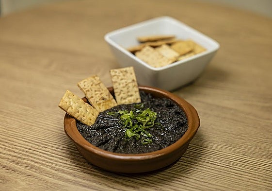 Tapenade de aceitunas negras y anchoas