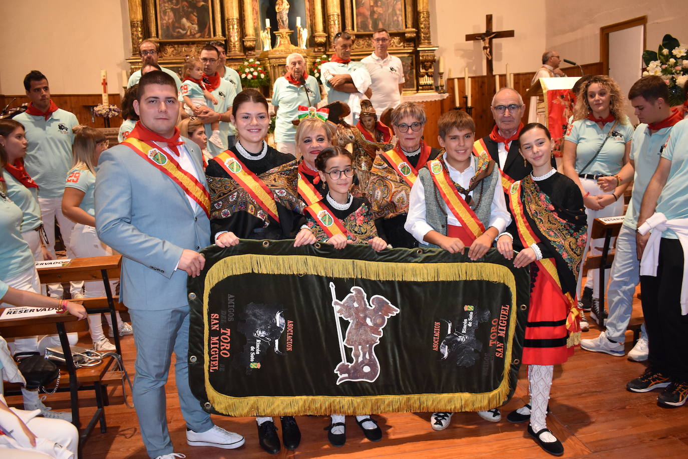 Rincón de Soto celebra el día grande de las fiestas de San Miguel