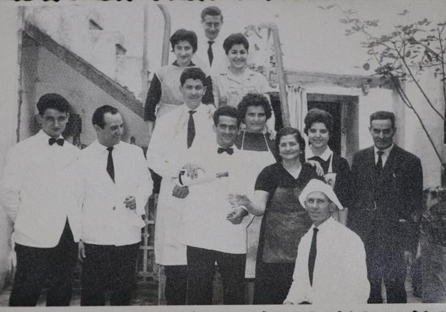 La familia Moreno ha estado al frente tres generaciones, como esta imagen de los 70.
