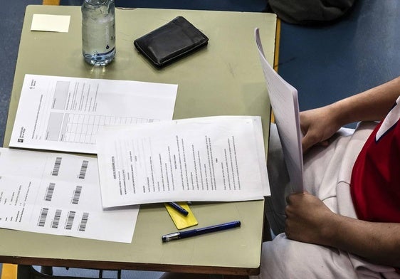 Examen de la pasada EBAU.