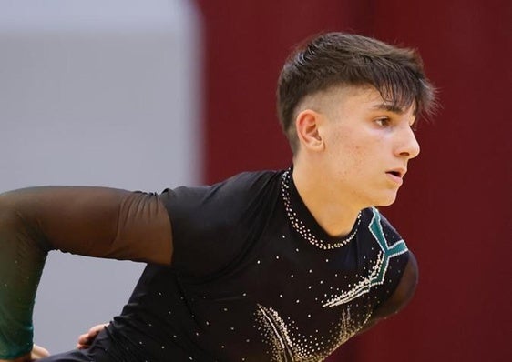 Raúl Villarejo logra una medalla de plata en la Copa de Europa de patinaje artístico