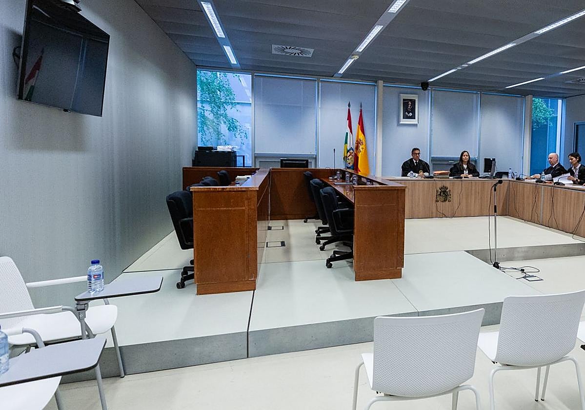 Imagen de archivo de un juicio con jurado en el Palacio de Justicia.