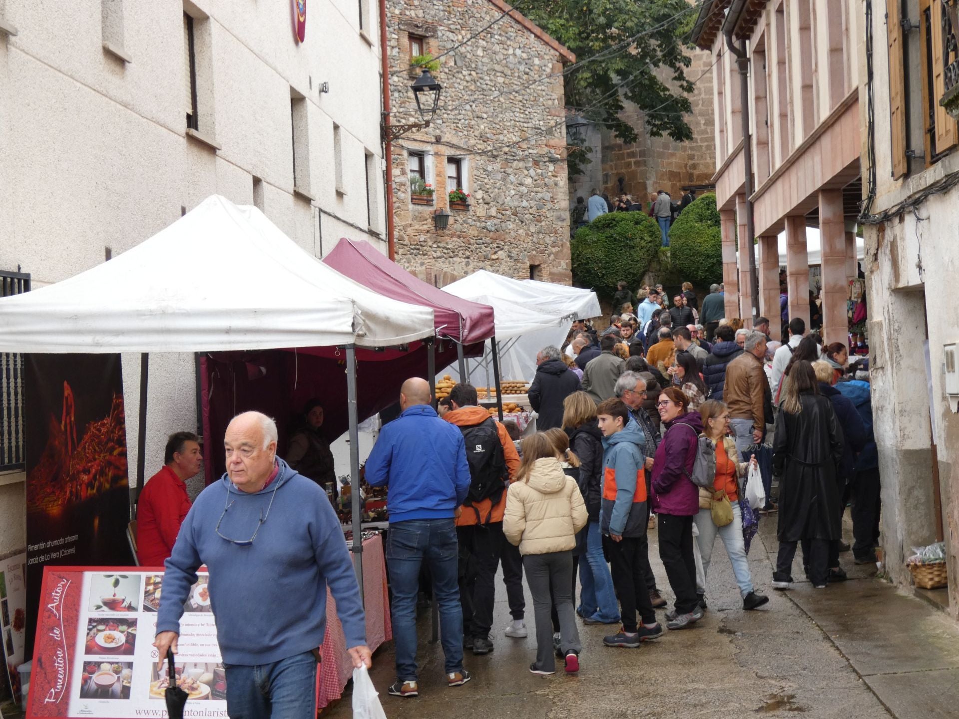 La feria ganadera y agroalimentaria de Ojacastro, en imágenes