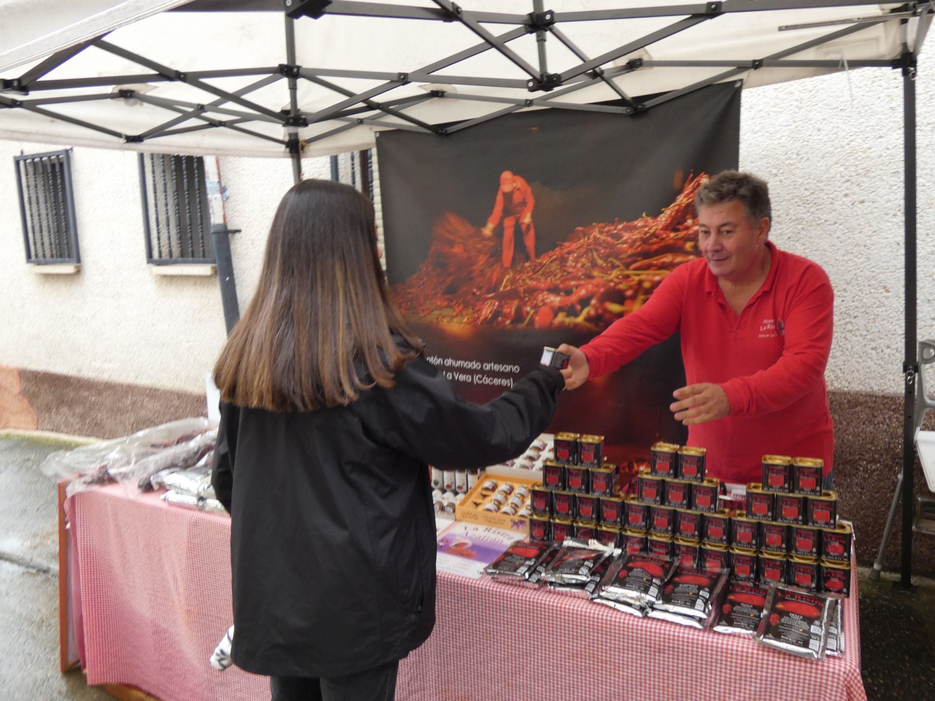 La feria ganadera y agroalimentaria de Ojacastro, en imágenes