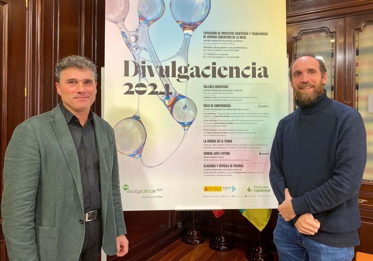 Carlos Fuentes y Eduardo Sáenz de Cabezón, en la presentación de 'Divulgaciencia24'.