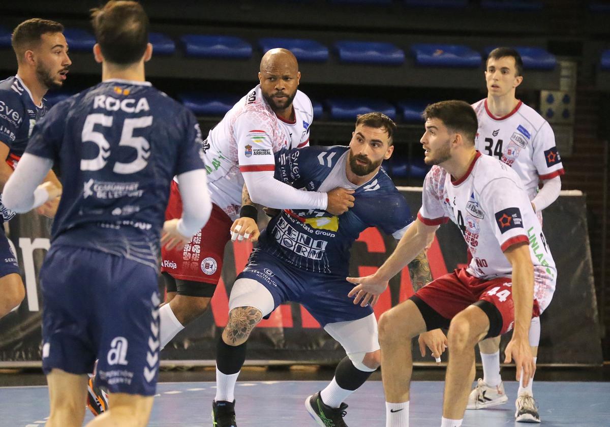 El BM Logroño, obligado a cambiar el ritmo