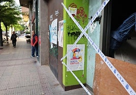 Imagen del local bancario precintado