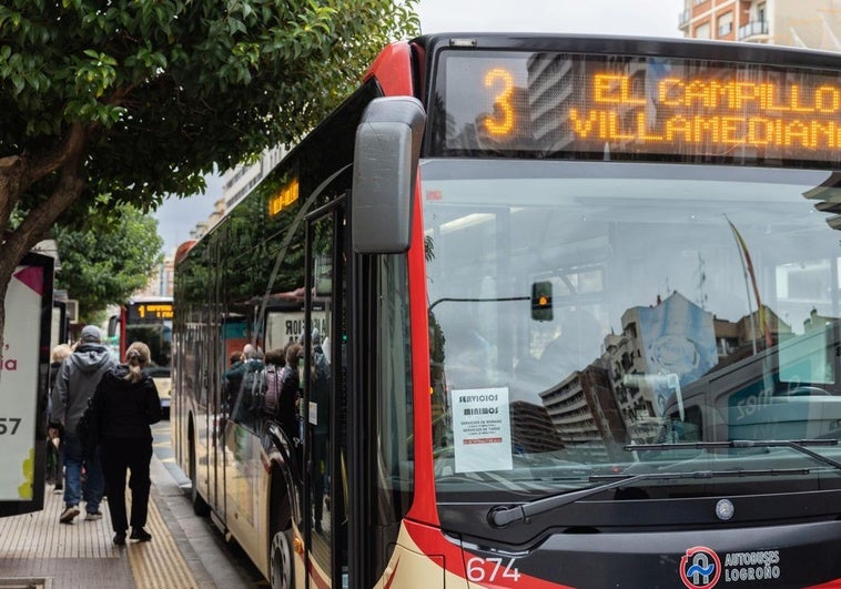 Normalidad en el transporte urbano de Logroño.