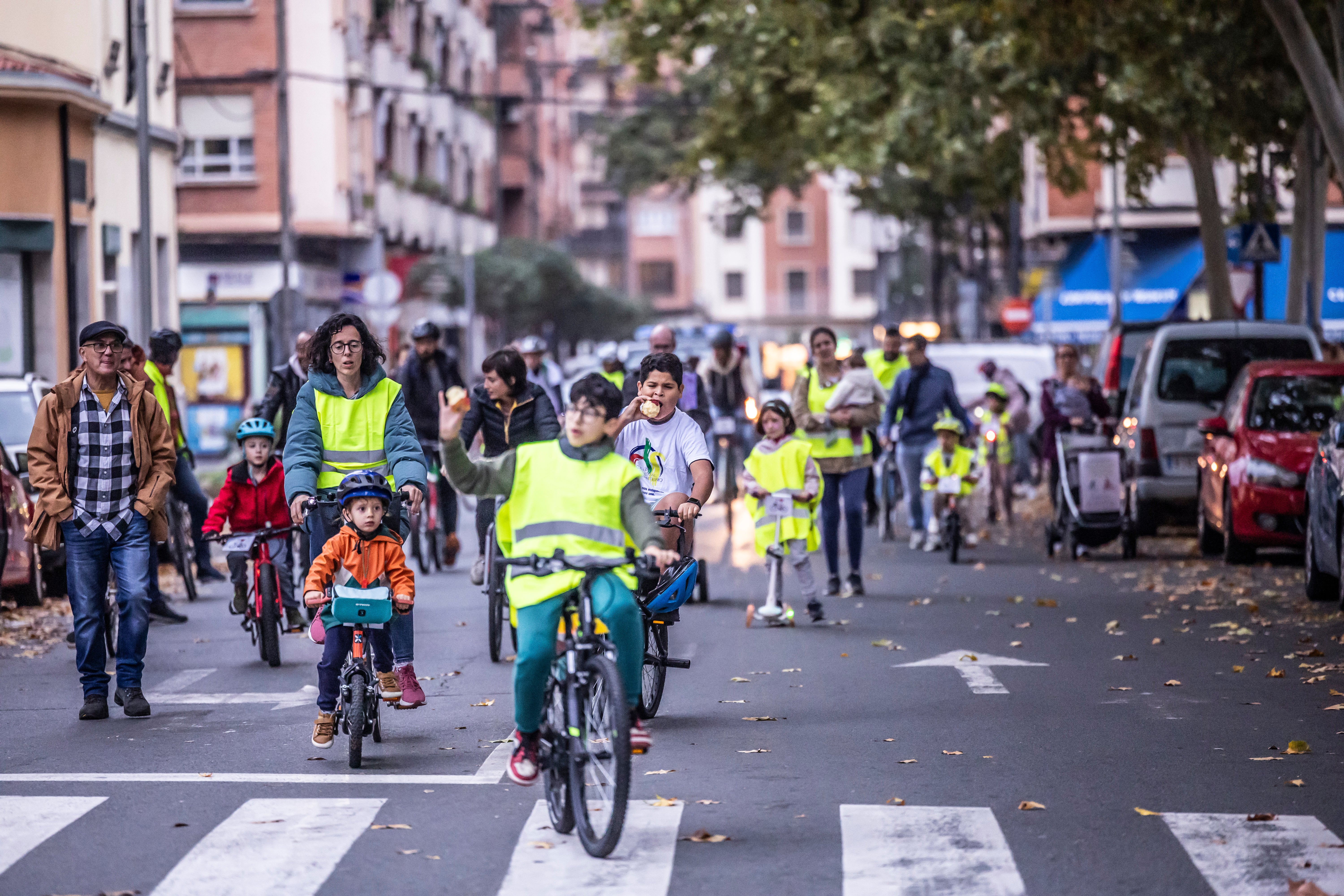 Los niños quieren ir en bici con seguridad a clase