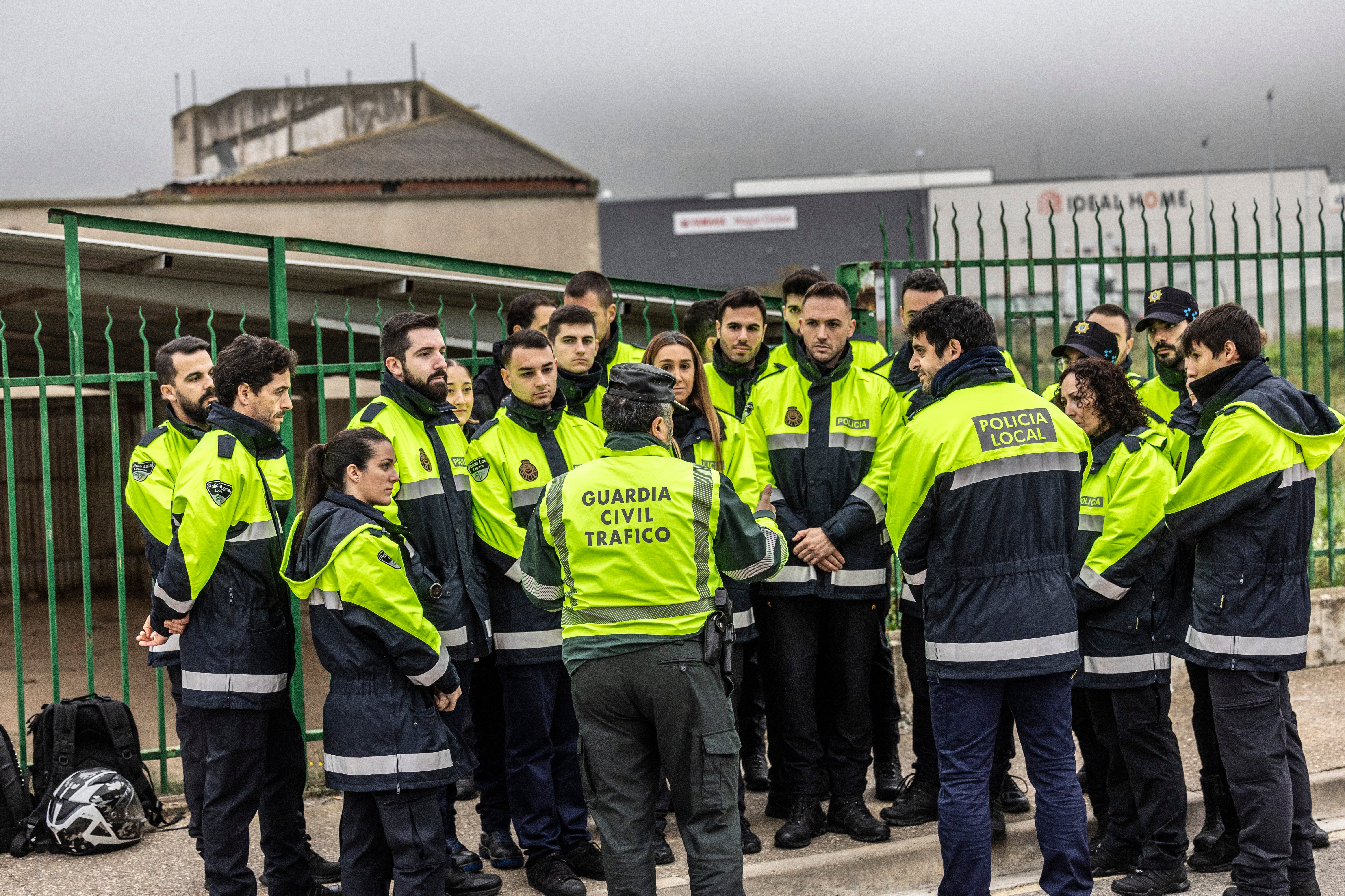 45 policías locales comienzan sus prácticas en controles de alcohol y drogas