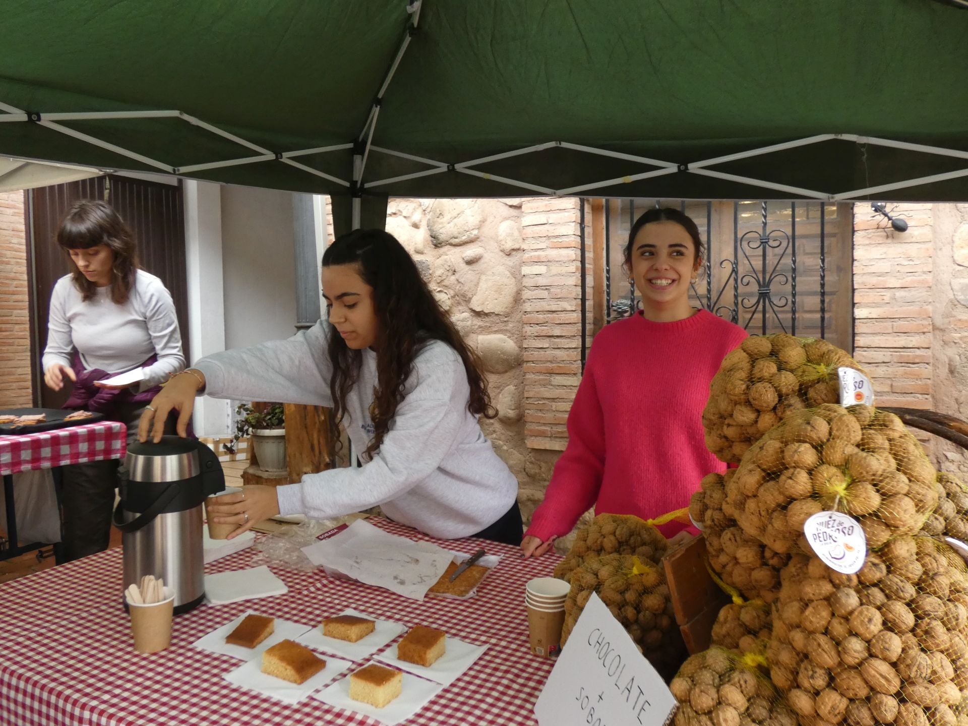 Feria de la Nuez de Pedroso