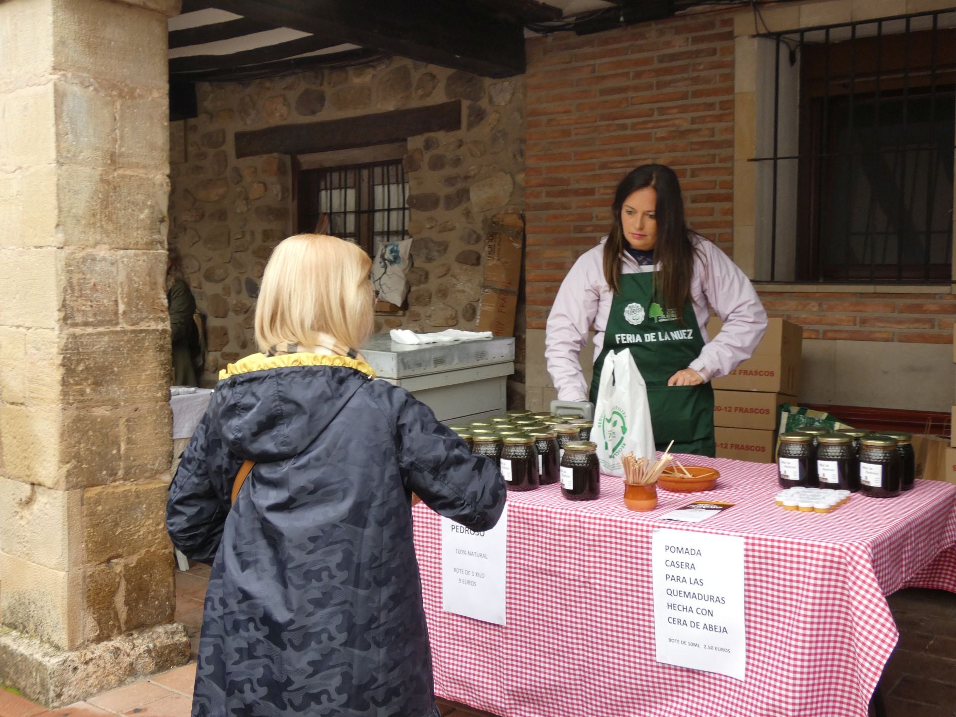 Feria de la Nuez de Pedroso