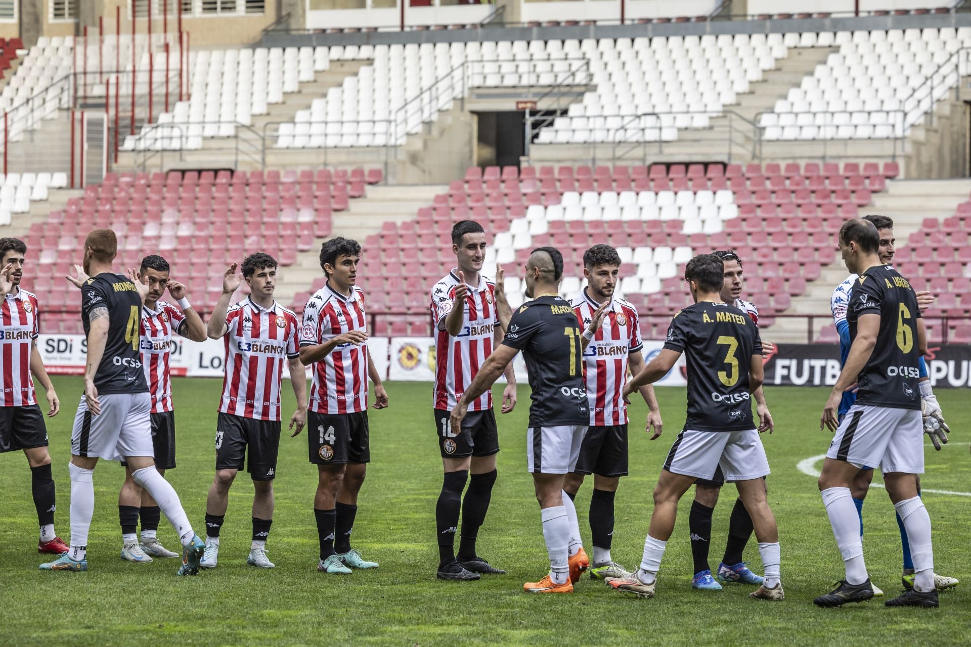 El partido SD Logroñés-UD Logroñés