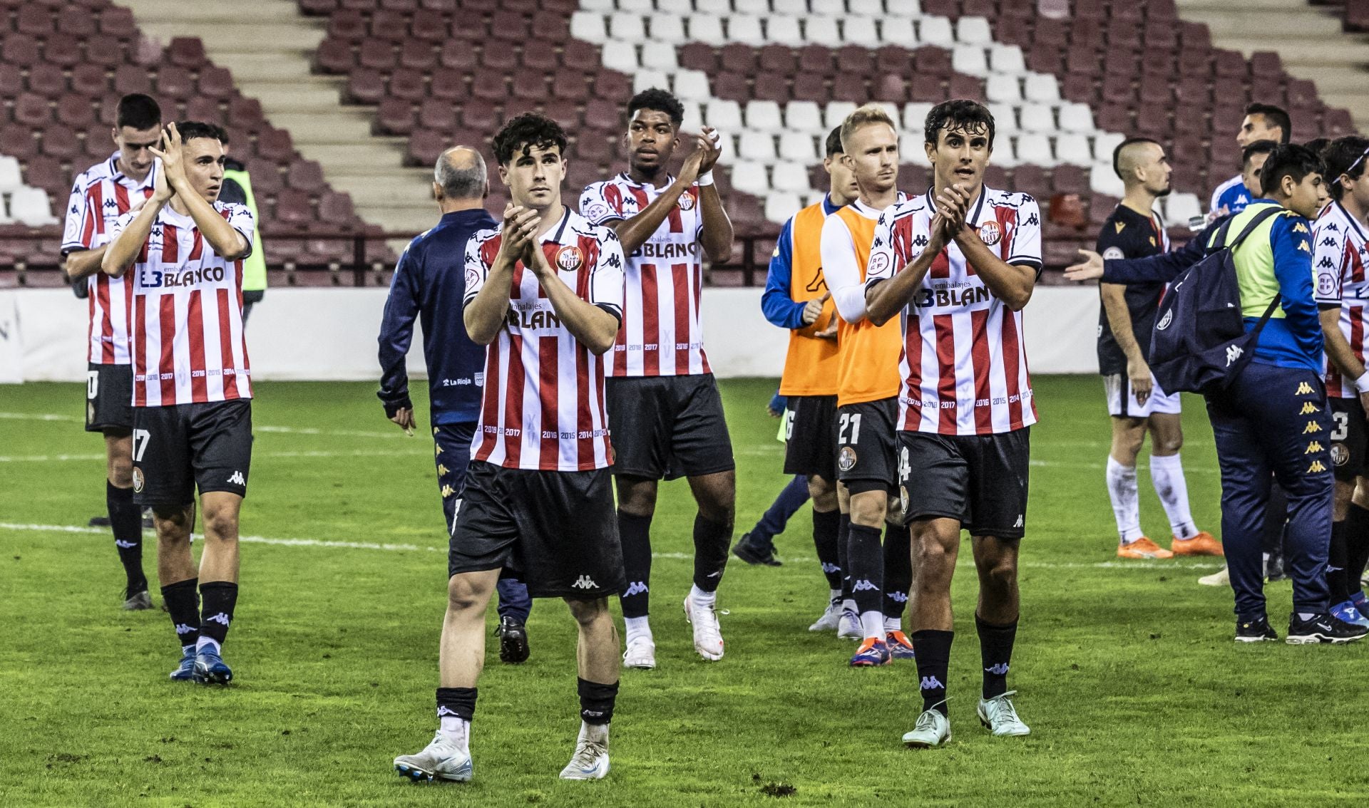 El partido SD Logroñés-UD Logroñés