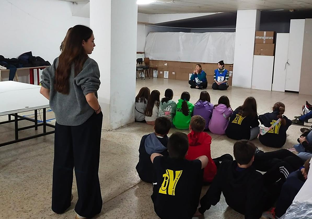 Los niños de Nájera ayudan en una recogida solidaria