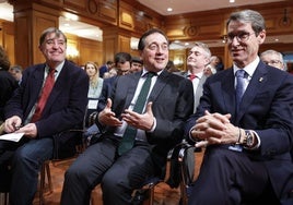 Luis García Montero, José Manuel Albares y Gonzalo Capellán, en la sede del Instituto Cervantes
