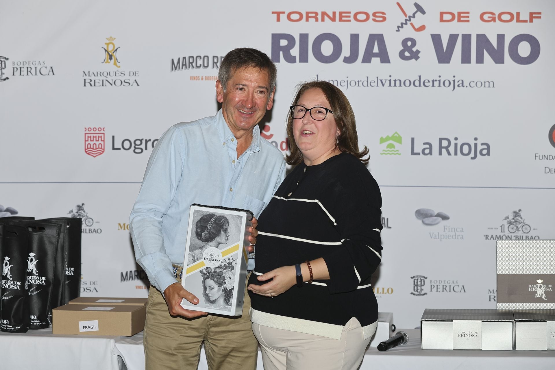 La entrega de premios del torneo Marqués de Reinosa