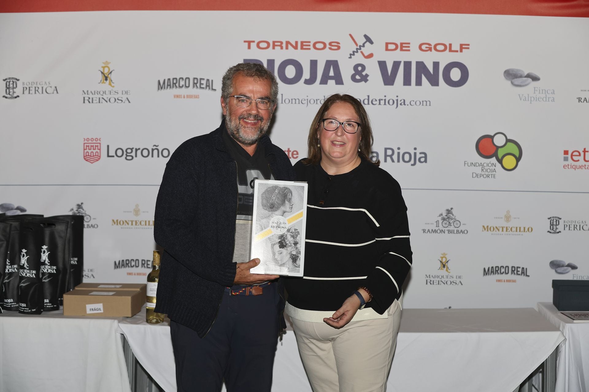 La entrega de premios del torneo Marqués de Reinosa