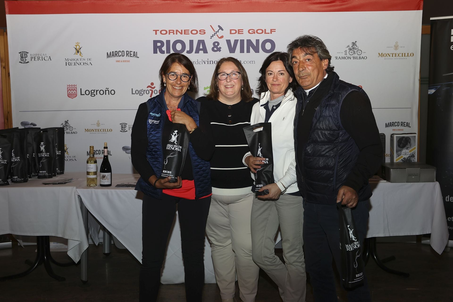 La entrega de premios del torneo Marqués de Reinosa
