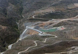 Presa del Regajo construida en Cornago.