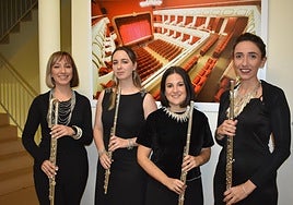El cuarteto de flautistas Ahaire Eho Flute Quartet, ayer en el teatro Ideal de Calahorra.