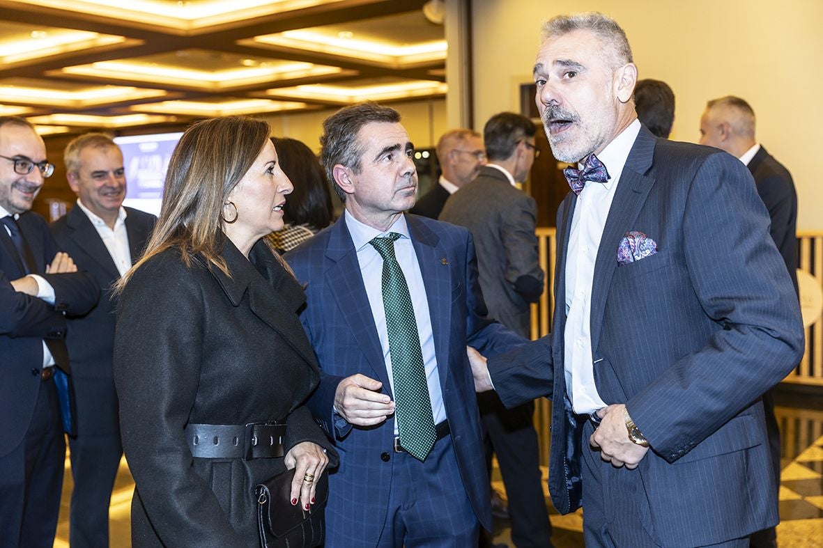 La Asociación de Ingenieros de Telecomunicaciones celebra su noche