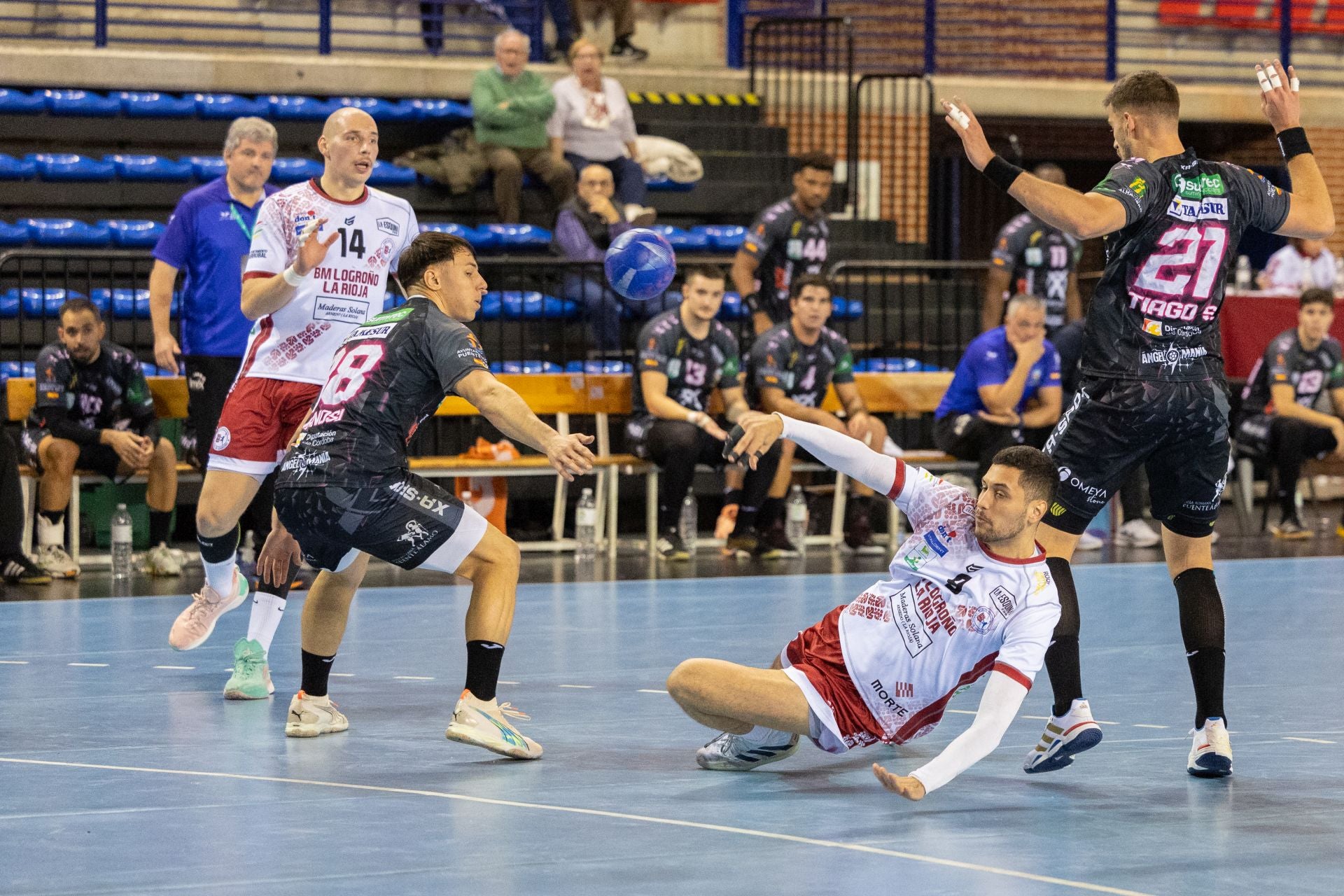 Las imágenes del Ciudad de Logroño-Puente Genil