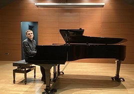 El pianista rumano Iulian Ionut.