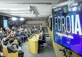 Un momento de la intervención inaugural de la quinta jornada del ForoIAde UNIR.