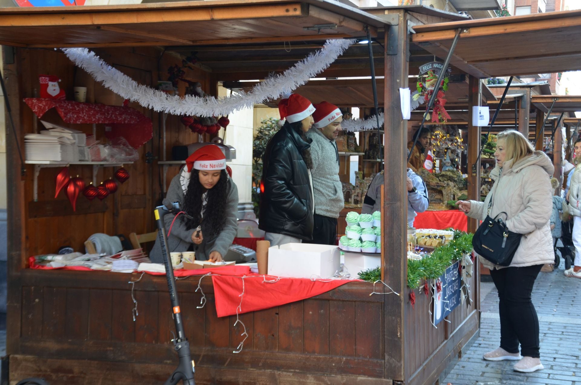 Mañana de mercado navideño en Calahorra