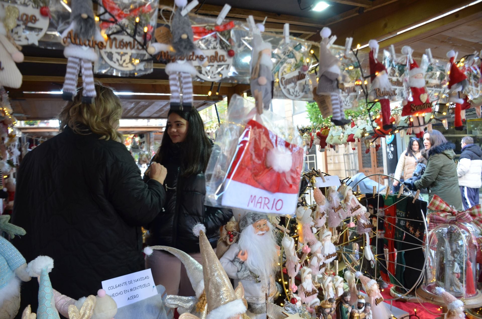 Mañana de mercado navideño en Calahorra