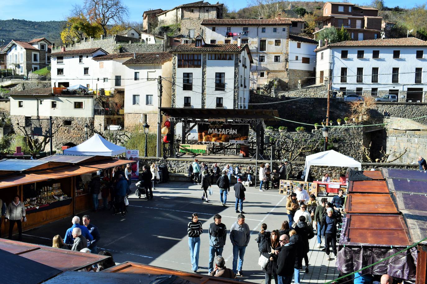 La Feria del Mazapán en Soto en Cameros, en imágenes