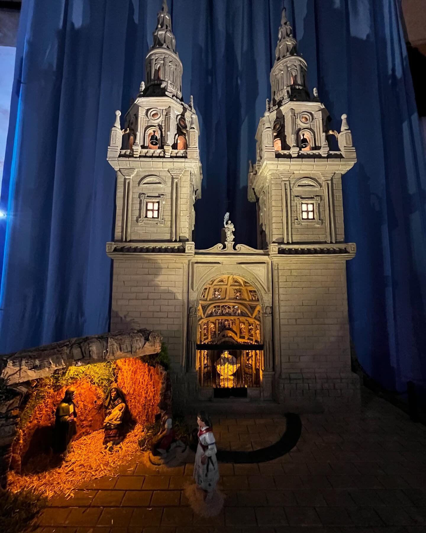 La concatedral de La Redonda de Logroño no podía faltar en la exposición de belenes de La Rioja.