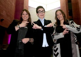 Beatriz Fernández, Carmen Ruscalleda y Mariana Sánchez, antes de comenzar el encuentro.