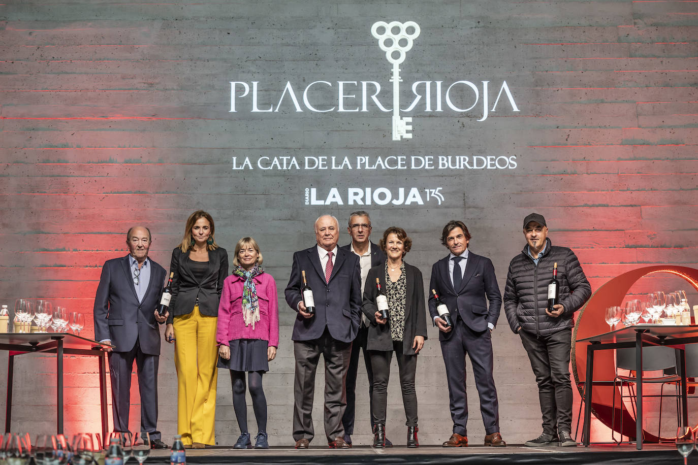 La cata con repóquer de vinos y de bodegueros, en imágenes