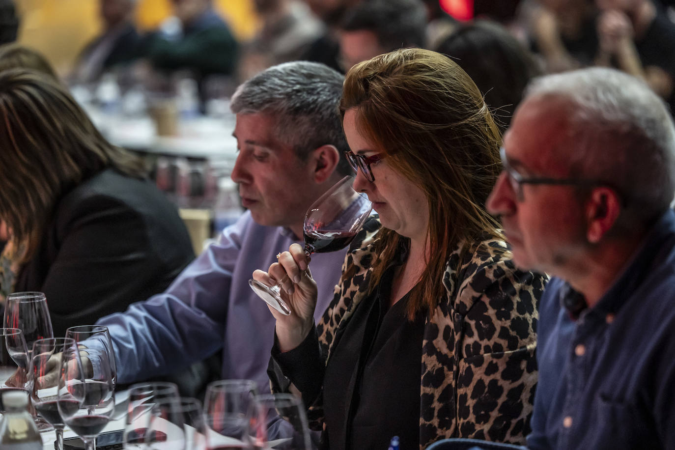 La cata con repóquer de vinos y de bodegueros, en imágenes
