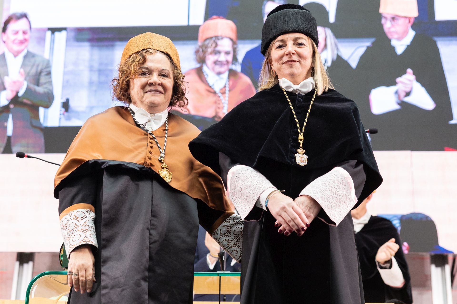 Eva Sanz toma posesión como nueva rectora de la Universidad de La Rioja