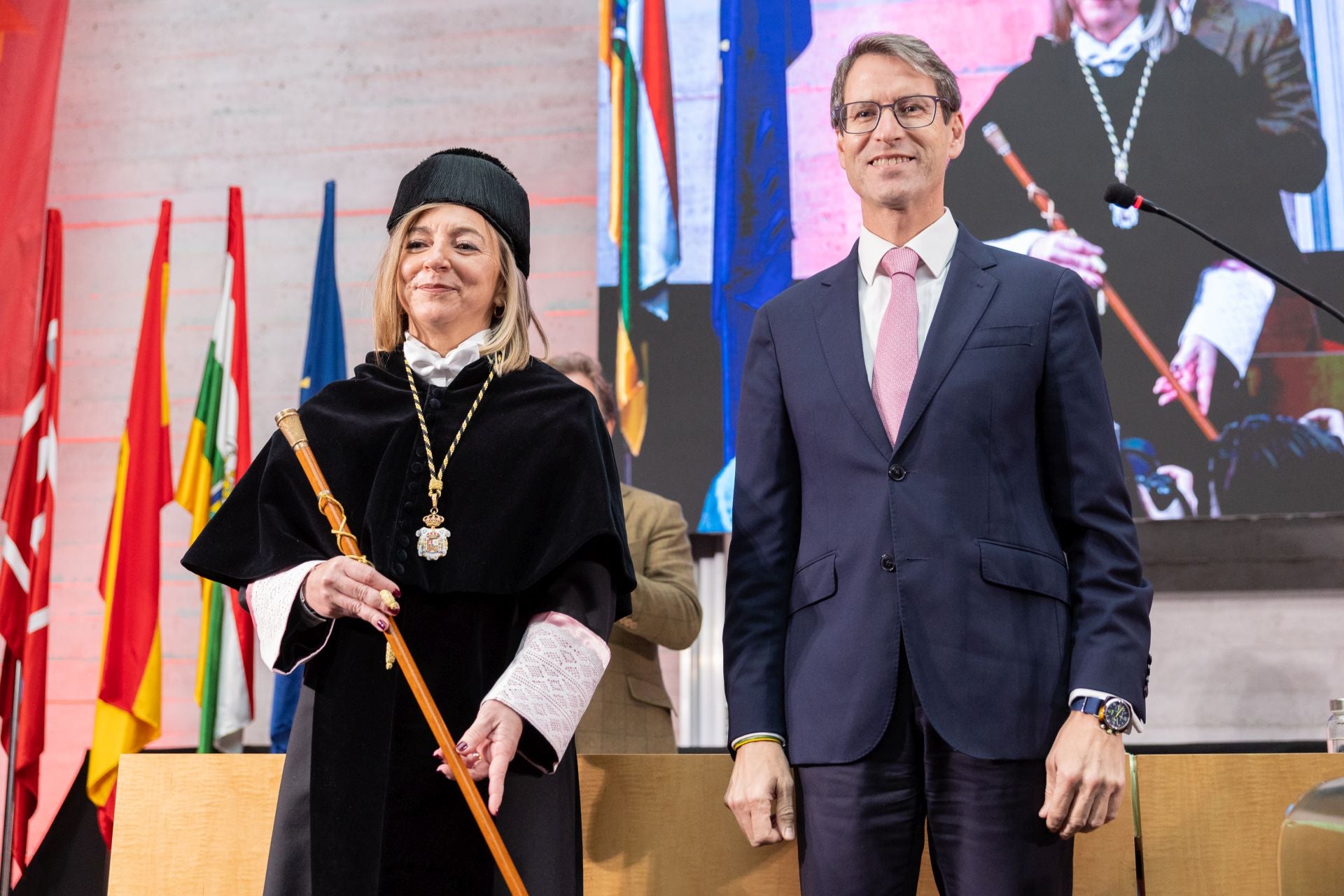 Eva Sanz toma posesión como nueva rectora de la Universidad de La Rioja