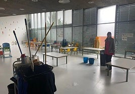 Imagen del pasao día 9, cuando los niños tuvieron que irse a asa por las goteras.