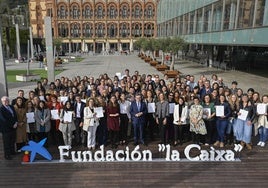 Foto de familia de los proyectos de transformación educativa presentados en la convocatoria.