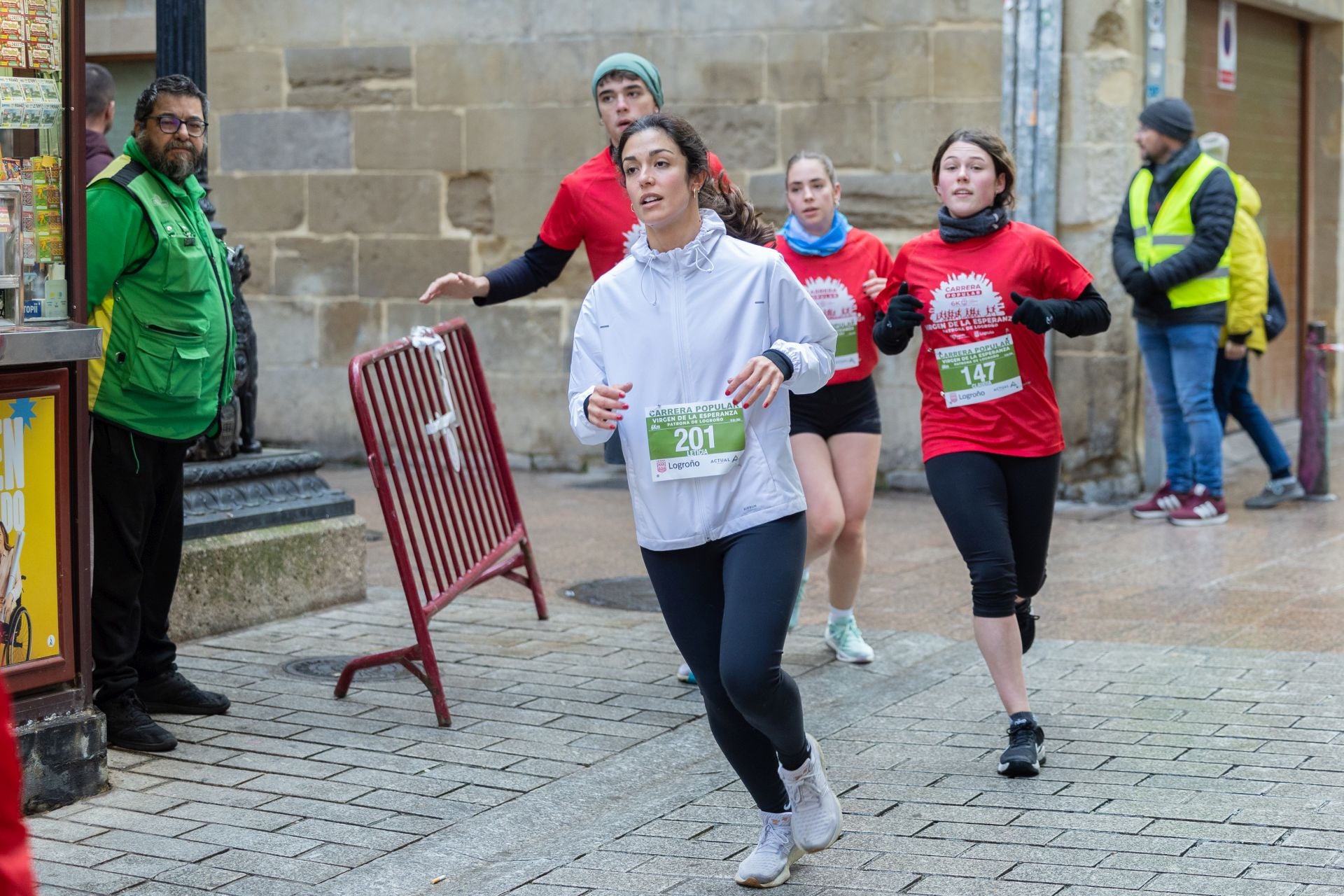 Iván Ganzabal y Eva Pascual ganan la Carrera Virgen de la Esperanza