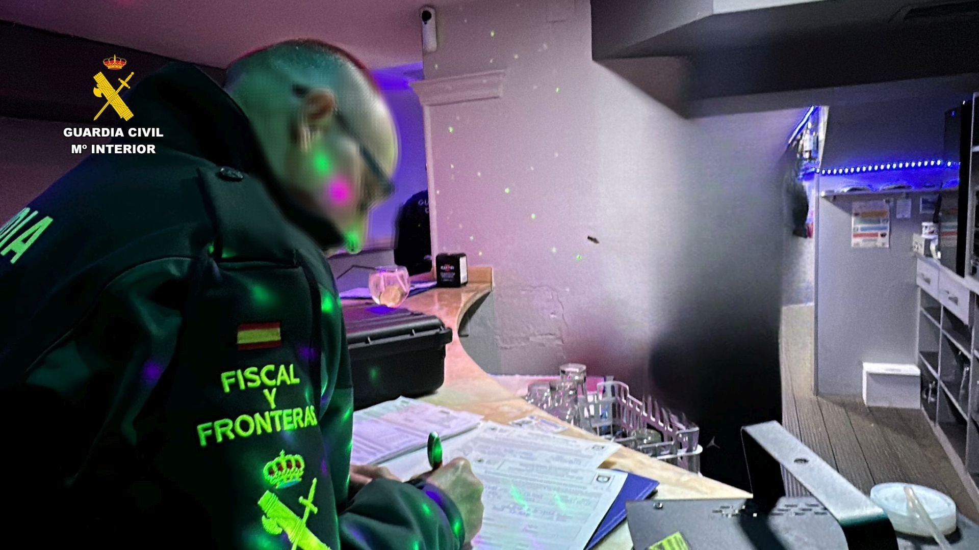 La Guardia Civil inspecciona locales de ocio de Arnedo