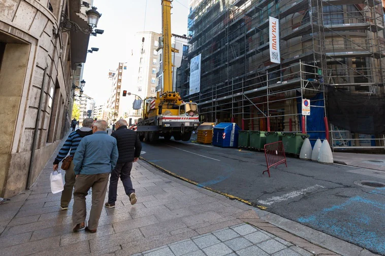 Obras en la calle Sagasta.