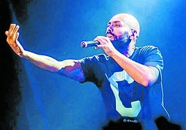 El rapero madrileño El Chojin durante un concierto.